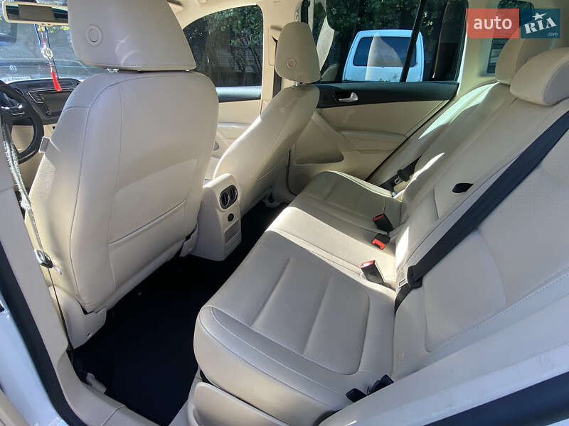 Позашляховик / Кросовер Volkswagen Tiguan 2017 в Києві