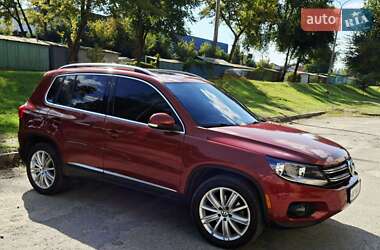 Позашляховик / Кросовер Volkswagen Tiguan 2014 в Запоріжжі