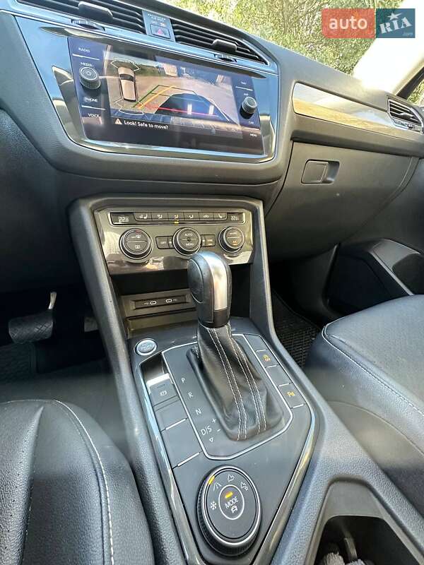 Внедорожник / Кроссовер Volkswagen Tiguan 2020 в Зенькове