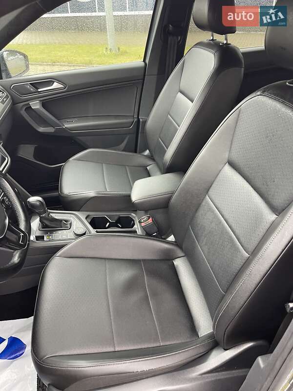 Позашляховик / Кросовер Volkswagen Tiguan 2017 в Львові