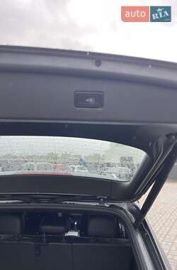 Внедорожник / Кроссовер Volkswagen Tiguan 2017 в 