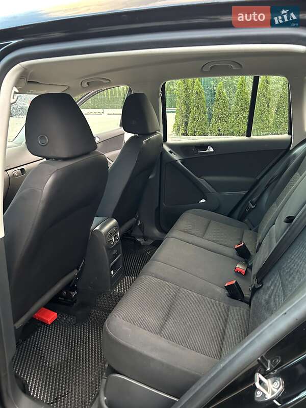 Внедорожник / Кроссовер Volkswagen Tiguan 2013 в Черкассах