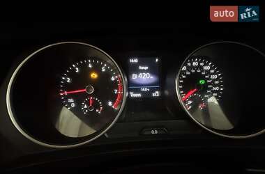 Внедорожник / Кроссовер Volkswagen Tiguan 2019 в 