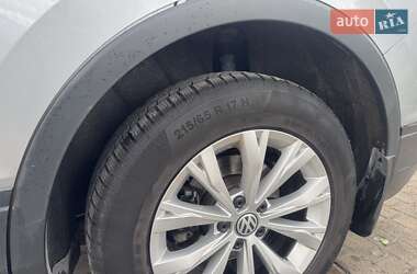 Внедорожник / Кроссовер Volkswagen Tiguan 2019 в 