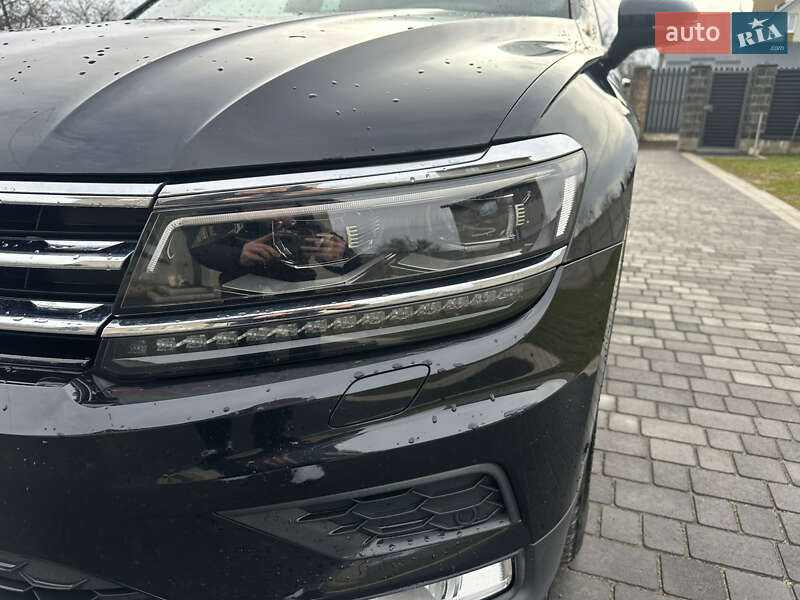 Внедорожник / Кроссовер Volkswagen Tiguan 2016 в Коростене