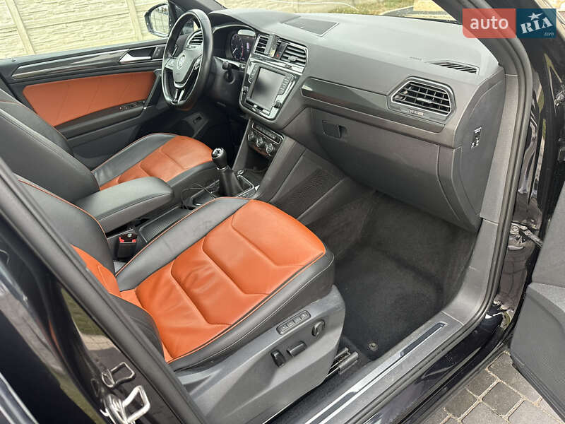 Внедорожник / Кроссовер Volkswagen Tiguan 2016 в Коростене