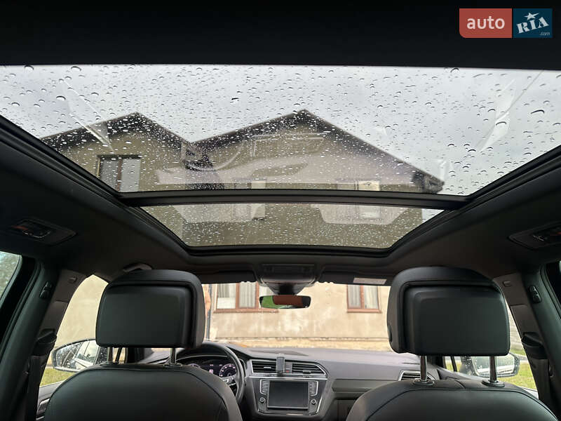 Внедорожник / Кроссовер Volkswagen Tiguan 2016 в Коростене