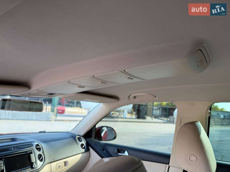 Внедорожник / Кроссовер Volkswagen Tiguan 2012 в Запорожье фото 22 Внедорожник / Кроссовер Volkswagen Tiguan 2012 в Запорожье