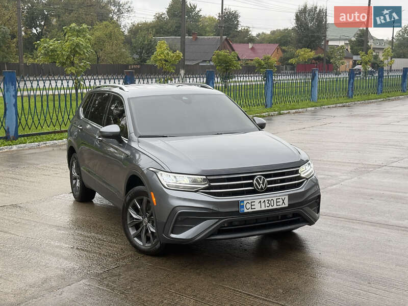 Внедорожник / Кроссовер Volkswagen Tiguan 2023 в Черновцах