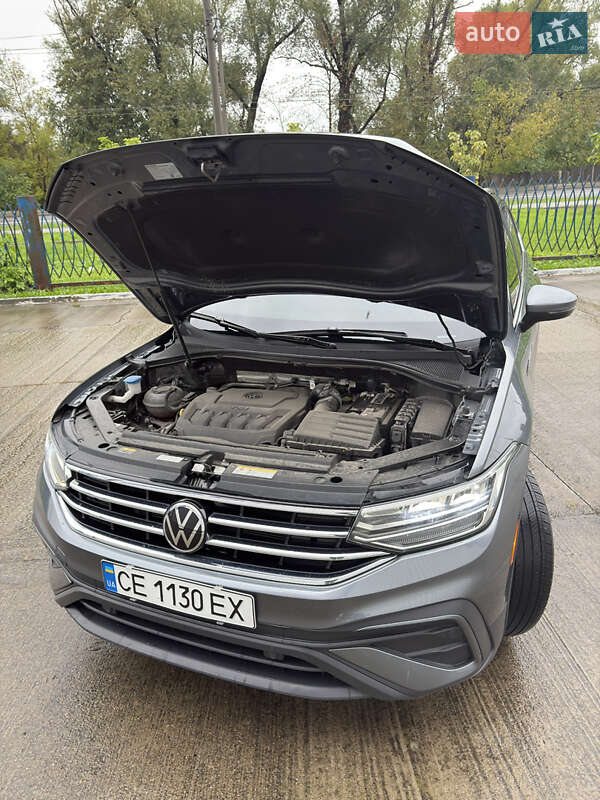 Внедорожник / Кроссовер Volkswagen Tiguan 2023 в Черновцах