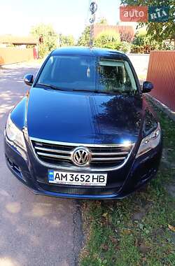Внедорожник / Кроссовер Volkswagen Tiguan 2009 в Житомире