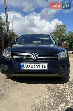Позашляховик / Кросовер Volkswagen Tiguan 2016 в Ужгороді