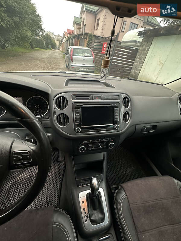 Внедорожник / Кроссовер Volkswagen Tiguan 2013 в Ивано-Франковске