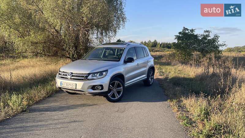 Позашляховик / Кросовер Volkswagen Tiguan 2017 в Києві
