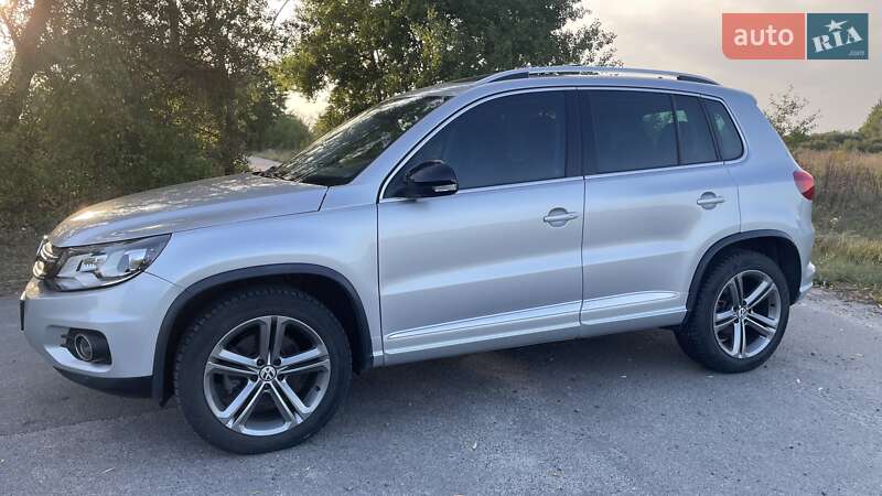Позашляховик / Кросовер Volkswagen Tiguan 2017 в Києві