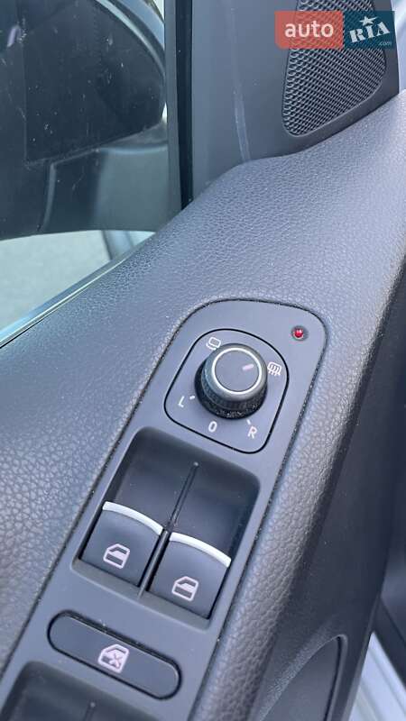 Позашляховик / Кросовер Volkswagen Tiguan 2017 в Києві