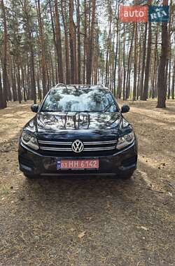 Позашляховик / Кросовер Volkswagen Tiguan 2017 в Харкові
