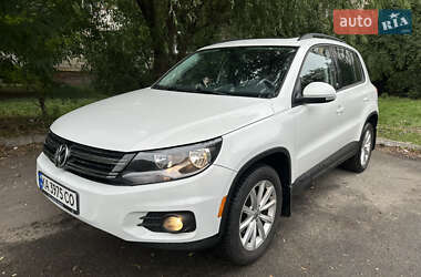 Внедорожник / Кроссовер Volkswagen Tiguan 2017 в Киеве