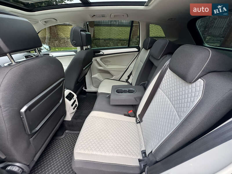 Позашляховик / Кросовер Volkswagen Tiguan 2017 в Рівному фото 23 Позашляховик / Кросовер Volkswagen Tiguan 2017 в Рівному