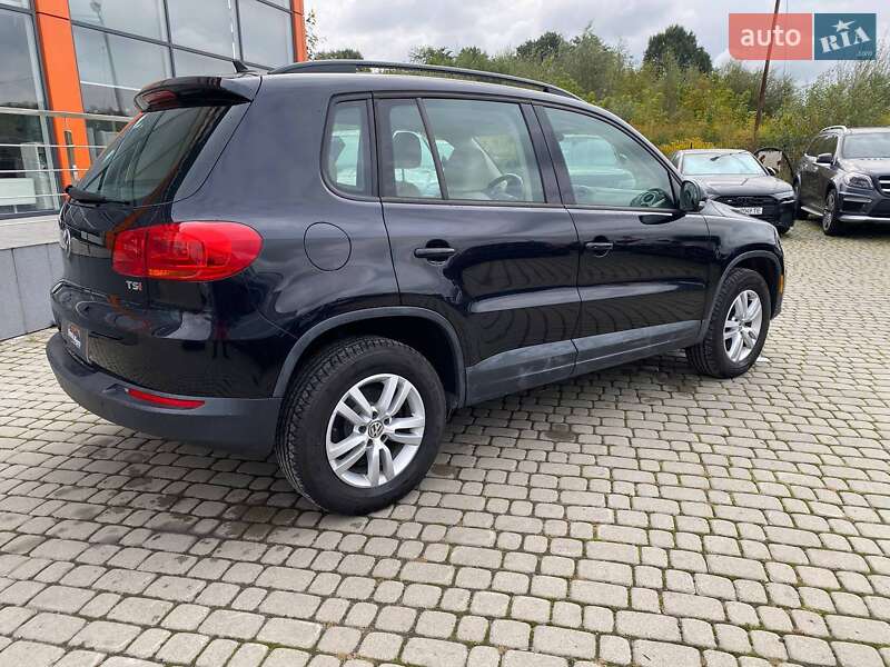 Внедорожник / Кроссовер Volkswagen Tiguan 2015 в Львове