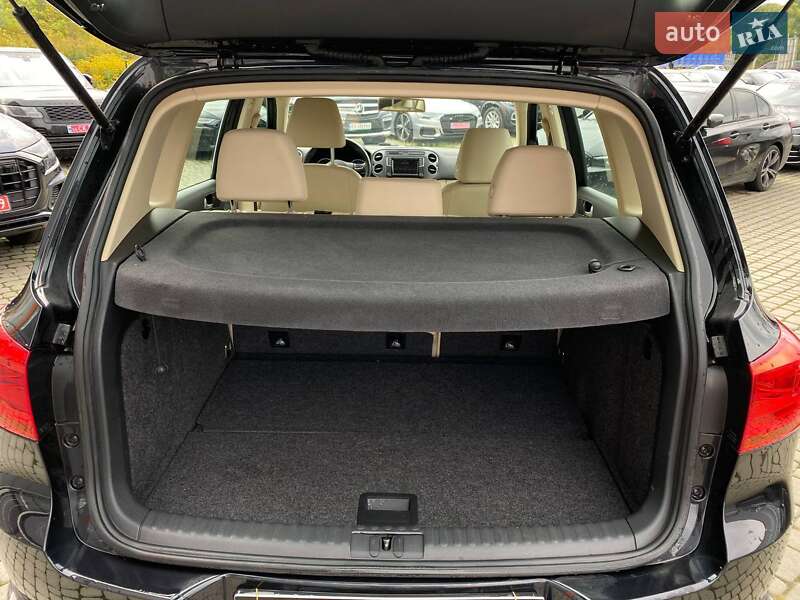 Внедорожник / Кроссовер Volkswagen Tiguan 2015 в Львове