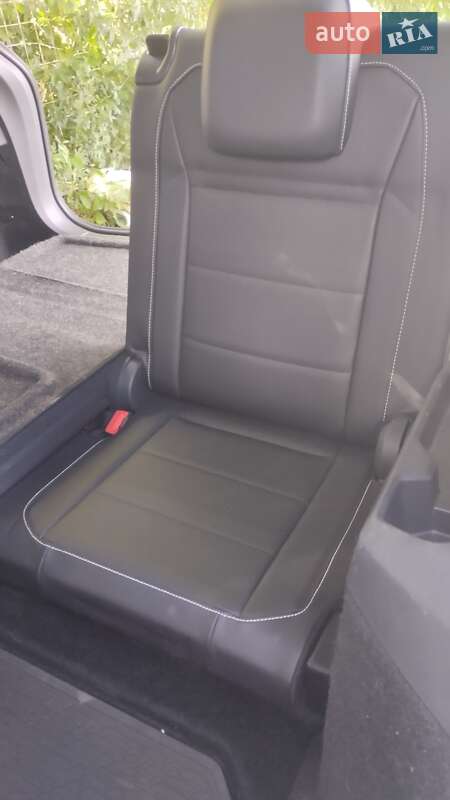 Внедорожник / Кроссовер Volkswagen Tiguan 2020 в Харькове