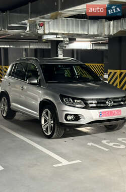 Внедорожник / Кроссовер Volkswagen Tiguan 2016 в Ивано-Франковске