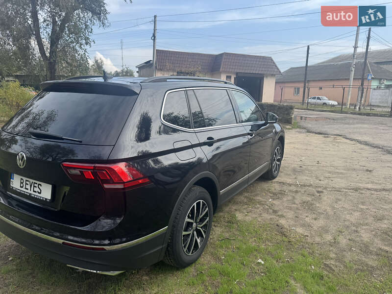 Внедорожник / Кроссовер Volkswagen Tiguan 2020 в Одессе