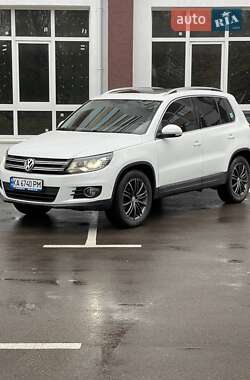 Позашляховик / Кросовер Volkswagen Tiguan 2014 в Києві
