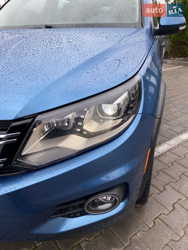 Позашляховик / Кросовер Volkswagen Tiguan 2017 в Львові