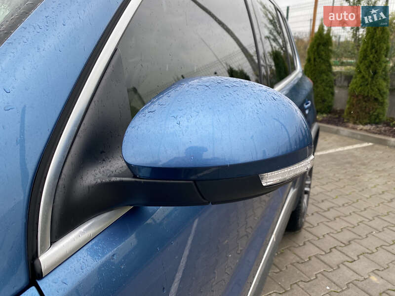 Позашляховик / Кросовер Volkswagen Tiguan 2017 в Львові