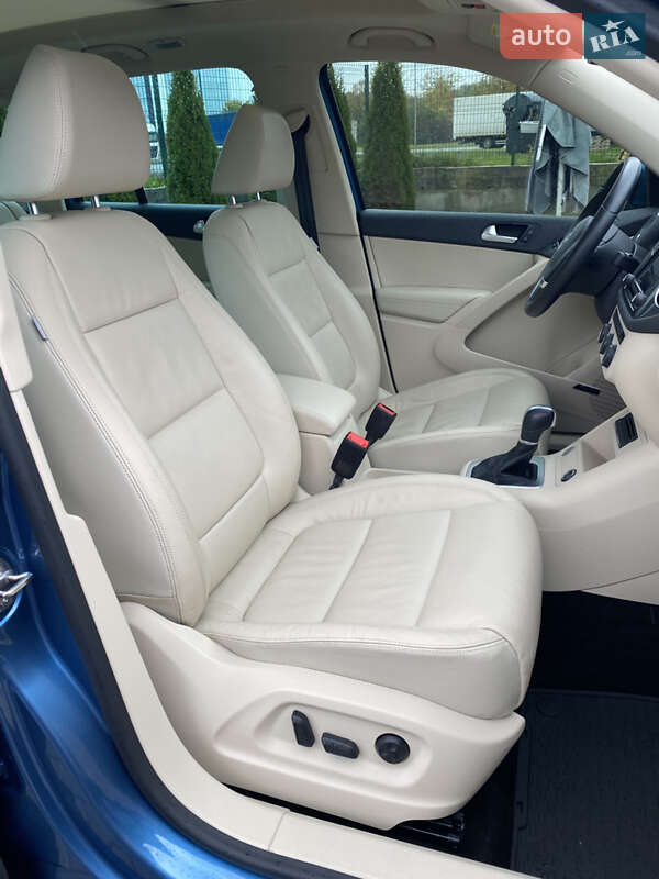 Позашляховик / Кросовер Volkswagen Tiguan 2017 в Львові