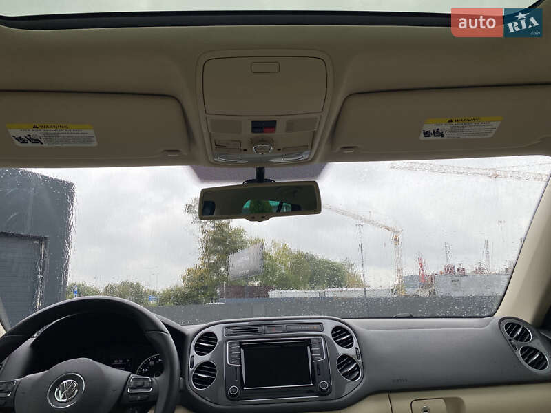 Позашляховик / Кросовер Volkswagen Tiguan 2017 в Львові