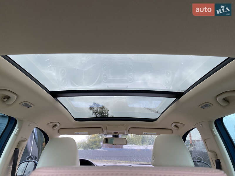 Позашляховик / Кросовер Volkswagen Tiguan 2017 в Львові