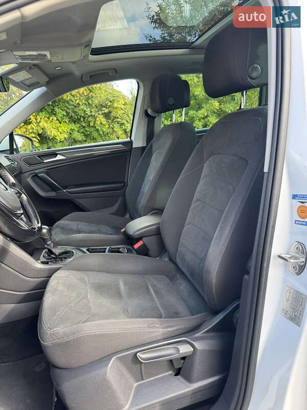 Внедорожник / Кроссовер Volkswagen Tiguan 2017 в Черновцах фото 15 Внедорожник / Кроссовер Volkswagen Tiguan 2017 в Черновцах