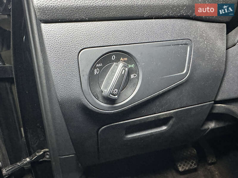 Внедорожник / Кроссовер Volkswagen Tiguan 2018 в Львове
