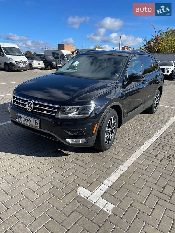 Внедорожник / Кроссовер Volkswagen Tiguan 2021 в Житомире