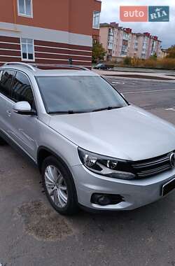 Внедорожник / Кроссовер Volkswagen Tiguan 2012 в Умани