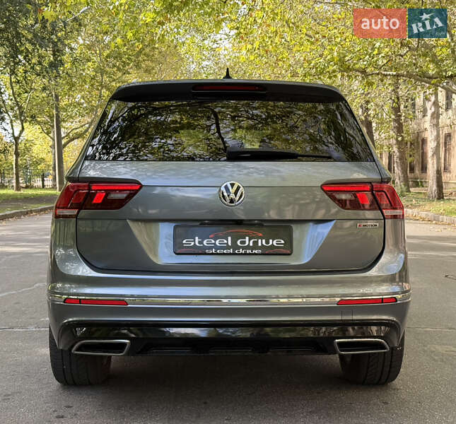 Внедорожник / Кроссовер Volkswagen Tiguan 2018 в Николаеве