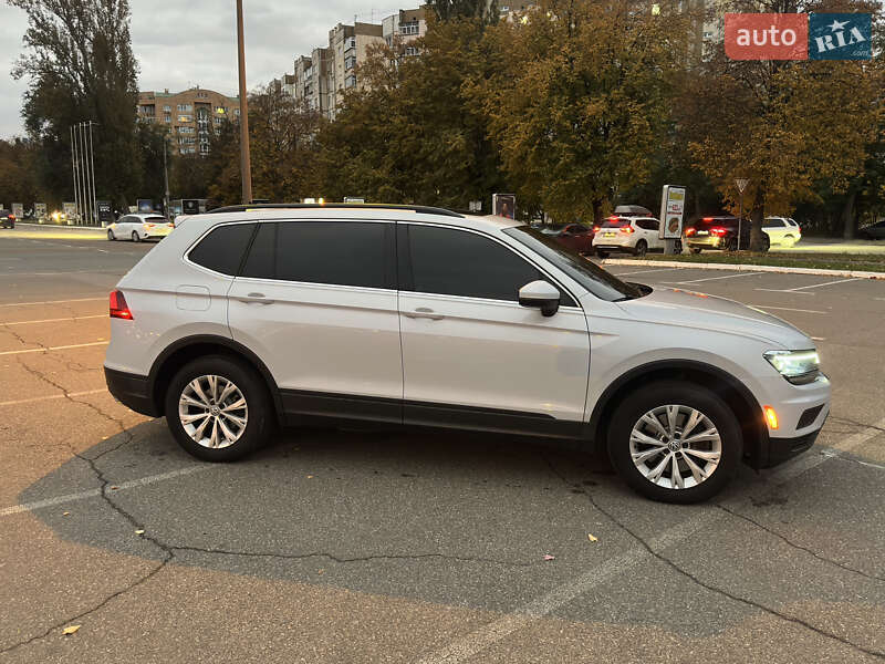 Позашляховик / Кросовер Volkswagen Tiguan 2018 в Броварах фото 6 Позашляховик / Кросовер Volkswagen Tiguan 2018 в Броварах