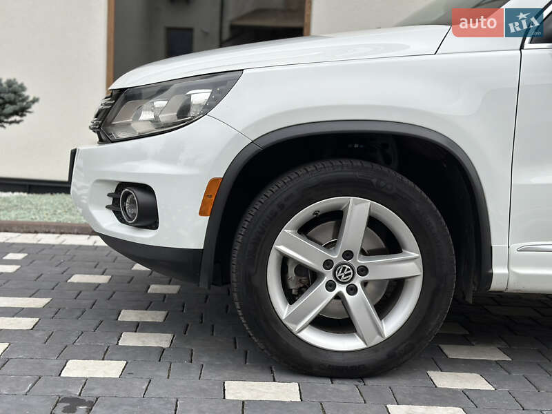 Внедорожник / Кроссовер Volkswagen Tiguan 2015 в Ивано-Франковске
