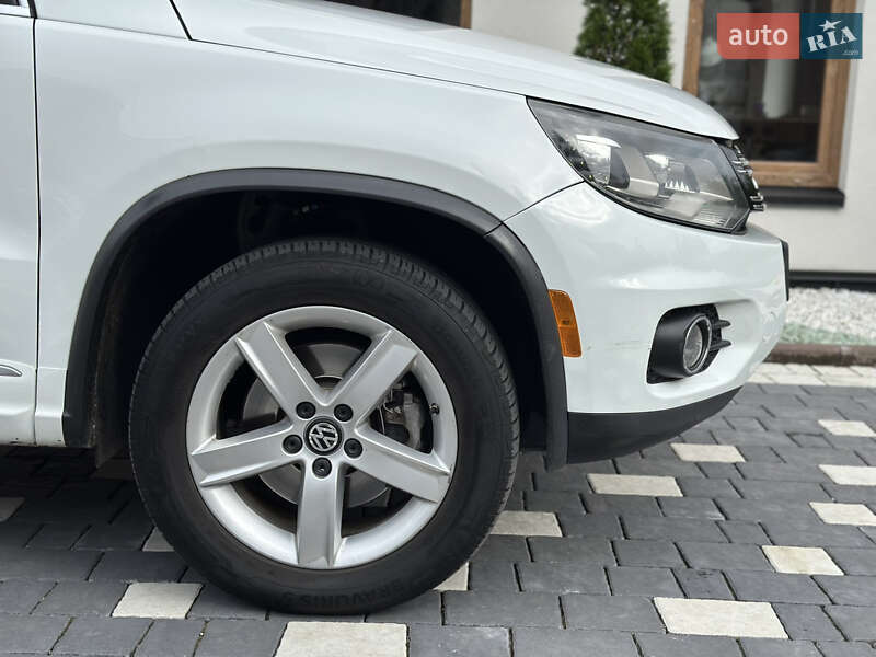 Внедорожник / Кроссовер Volkswagen Tiguan 2015 в Ивано-Франковске