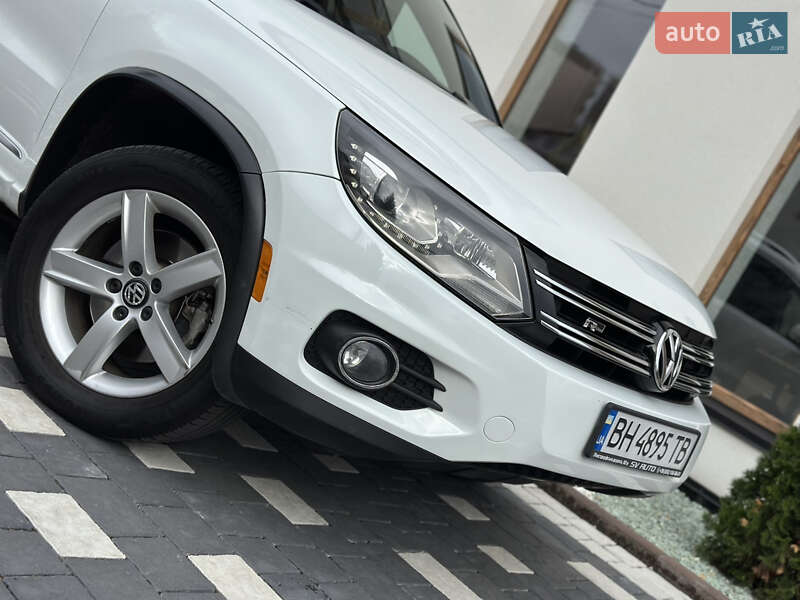 Внедорожник / Кроссовер Volkswagen Tiguan 2015 в Ивано-Франковске