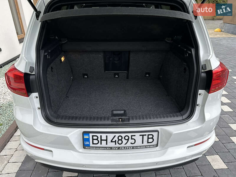 Внедорожник / Кроссовер Volkswagen Tiguan 2015 в Ивано-Франковске