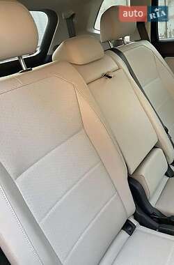 Внедорожник / Кроссовер Volkswagen Tiguan 2019 в 