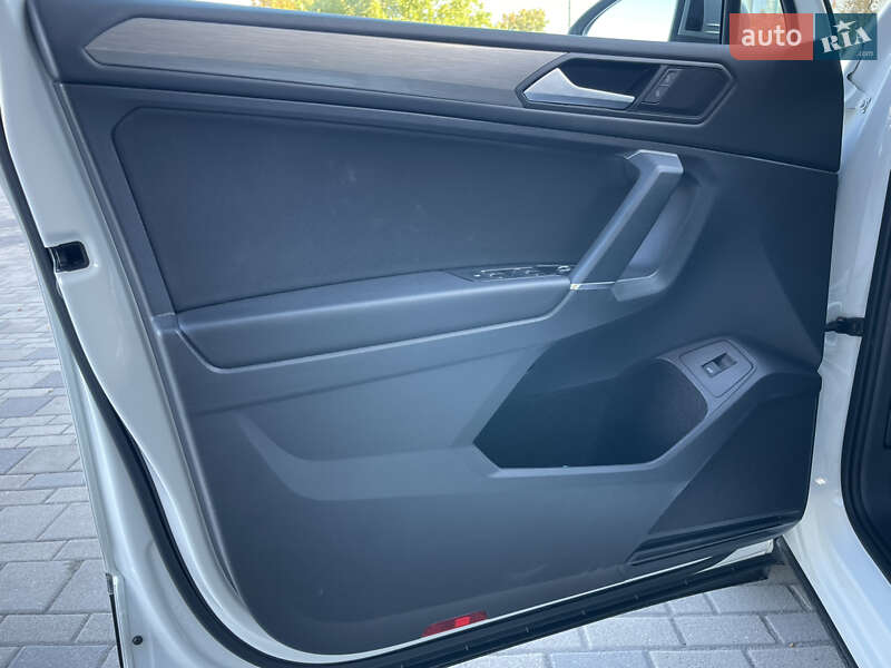 Позашляховик / Кросовер Volkswagen Tiguan 2020 в Дніпрі