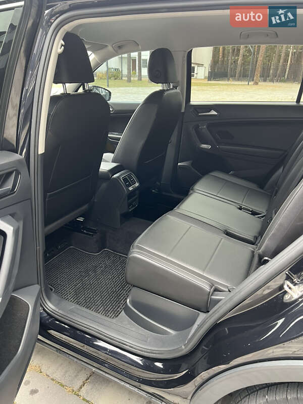 Внедорожник / Кроссовер Volkswagen Tiguan 2017 в Ахтырке фото 8 Внедорожник / Кроссовер Volkswagen Tiguan 2017 в Ахтырке