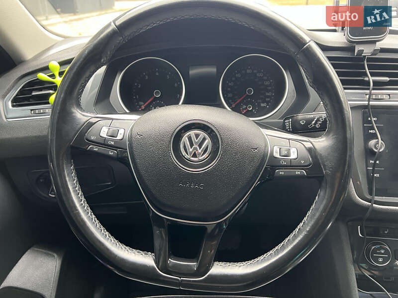 Внедорожник / Кроссовер Volkswagen Tiguan 2017 в Ахтырке фото 15 Внедорожник / Кроссовер Volkswagen Tiguan 2017 в Ахтырке