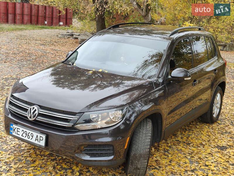 Внедорожник / Кроссовер Volkswagen Tiguan 2016 в Кривом Роге