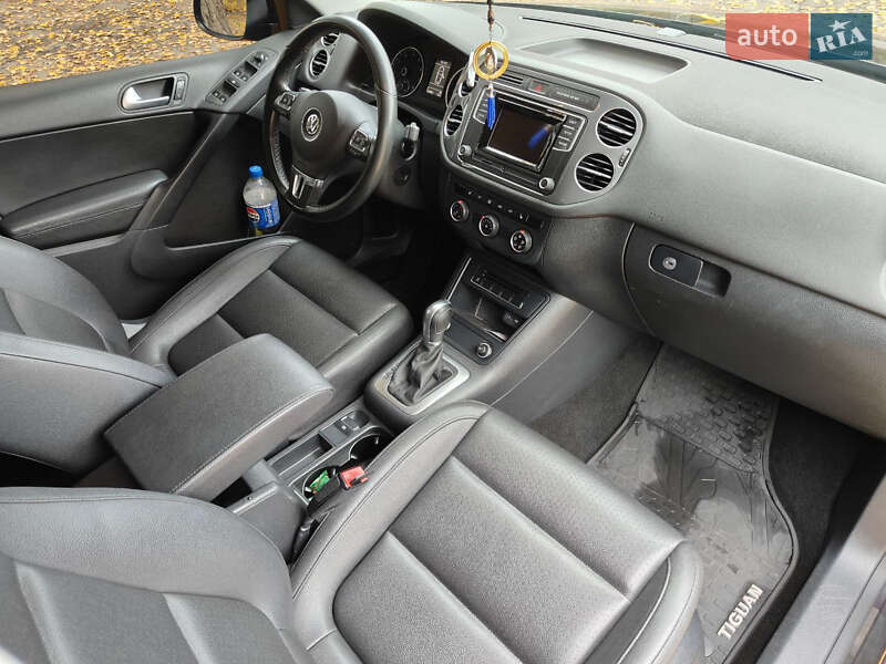Внедорожник / Кроссовер Volkswagen Tiguan 2016 в Кривом Роге